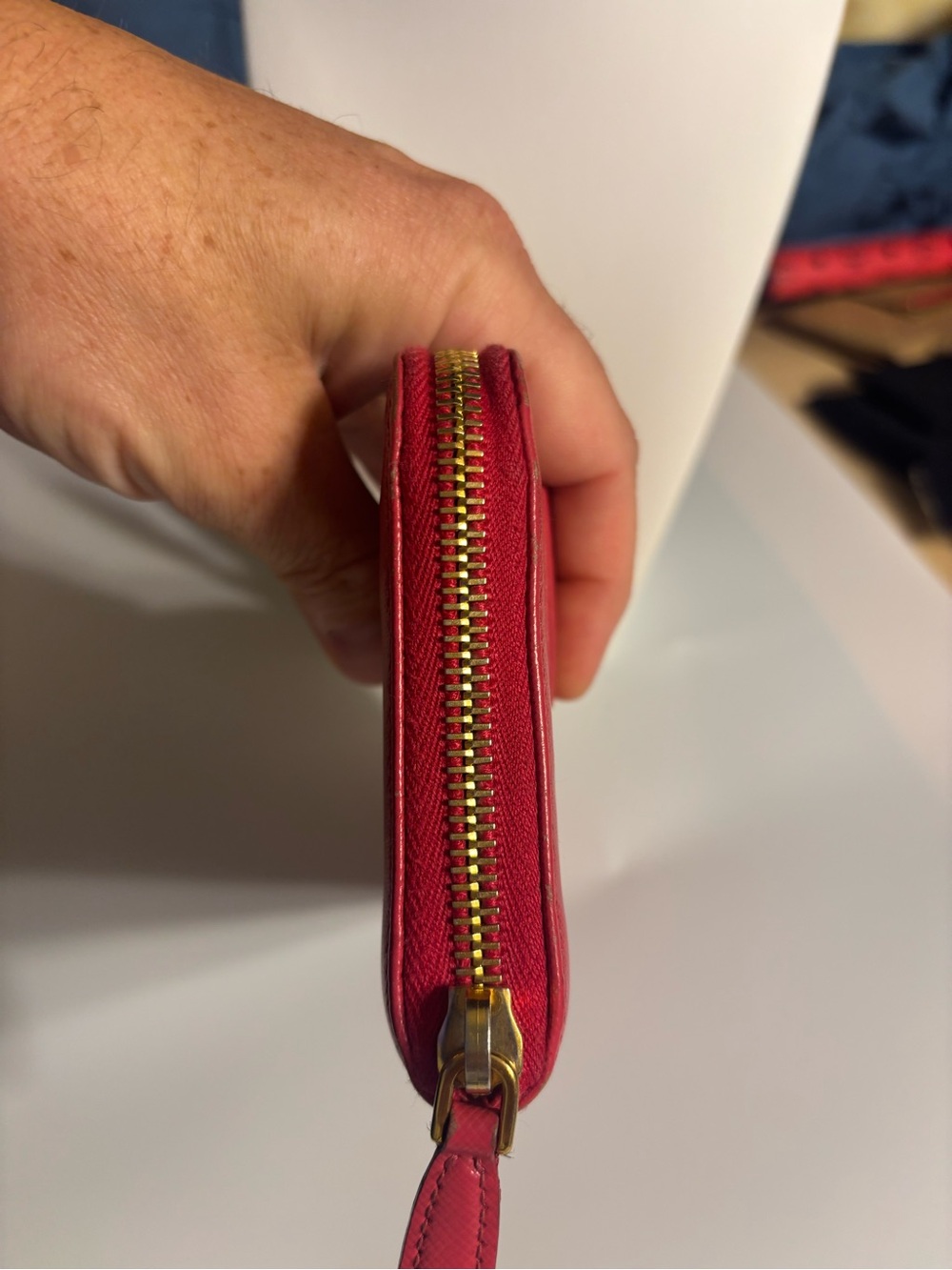 Prada pink Saffiano Zip-Around Wallet Bow Detail minor call out price reflects - Picture 11 of 12
